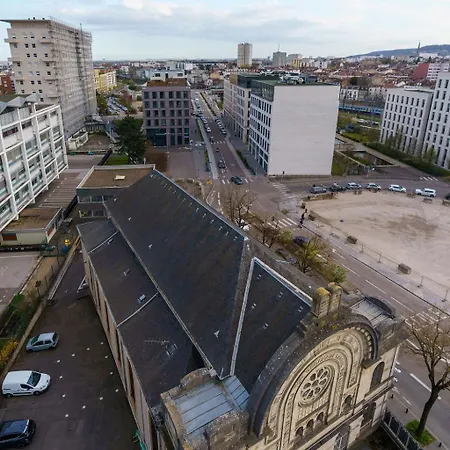 Le Grand Angle *